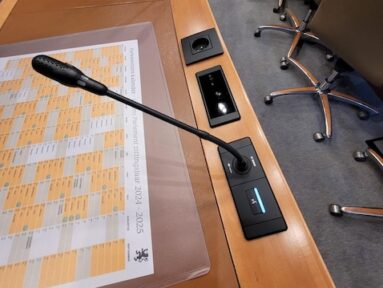 Des installations à la pointe de la technologie au Parlement flamand grâce à des switches performants.