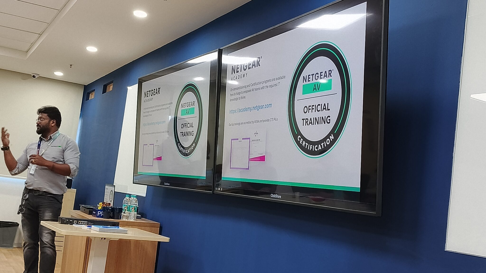 Empowering Diversified With Proav Netgear Engage Training Netgear Blog